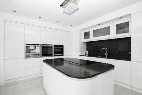 30 Normanhurst Avenue, Bexleyheath, DA7 4TS