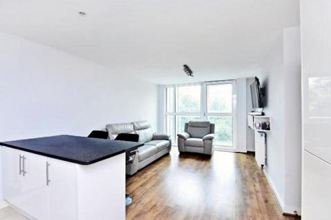 2 bedroom apartment to rent, Granville Gardens, W5