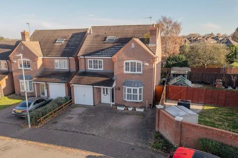 6 bedroom detached house for sale, Cleveland Road, Wigston LE18