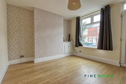 3 bedroom terraced house to rent, Mount Street, Mansfield NG19