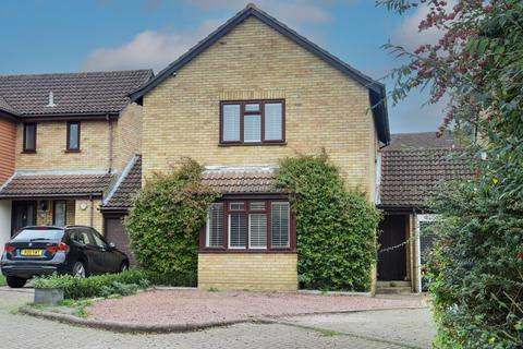 3 bedroom detached house for sale, The Laurels, Banstead SM7