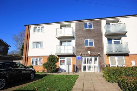 2 bedroom flat for sale, Burns Road, Wellingborough NN8