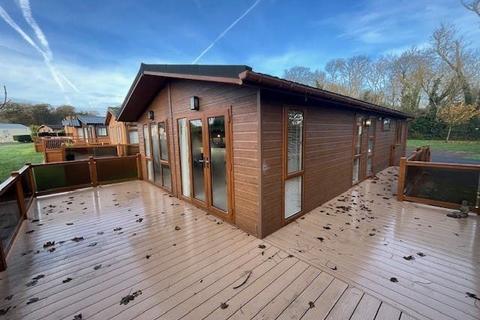 3 bedroom lodge for sale, Plas Coch Country and Leisure Retreat