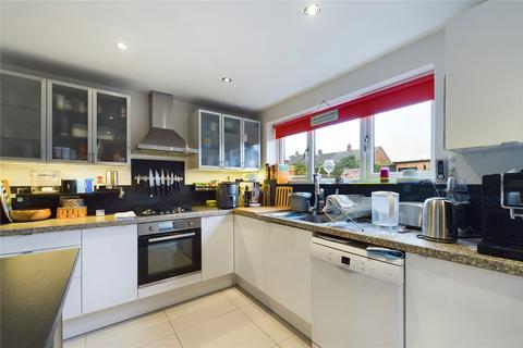 6 Agar Crescent, Bracknell, RG42 2BX