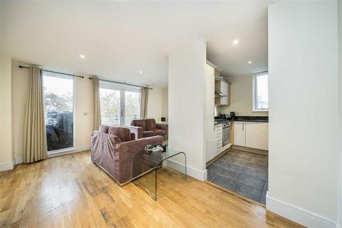 2 bedroom flat for sale, Wharf Lane, London E14