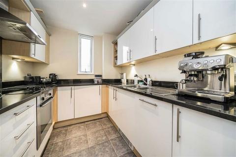 2 bedroom flat for sale, Wharf Lane, London E14