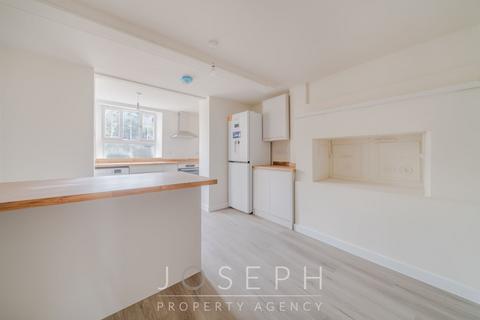 2 bedroom apartment to rent, 167 Norwich Road, Ipswich, IP1