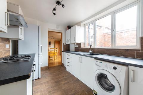 4 bedroom maisonette to rent, £99pppw - Trewhitt Road, Heaton, NE6