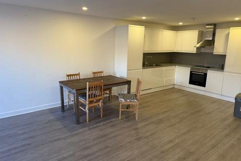 2 bedroom maisonette to rent, Butchers Road, London, E16