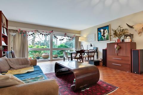 2 bedroom apartment for sale, Regents Park, London NW1