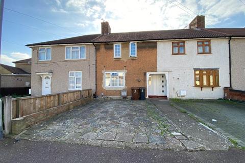 3 bedroom terraced house for sale, Ayloffe Road, Dagenham