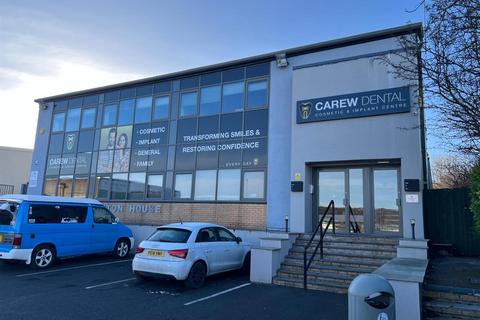 Office to rent, New Road, Gateshead NE11