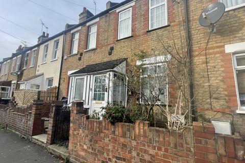 3 bedroom terraced house for sale, Myrtle Road, Hounslow, TW3