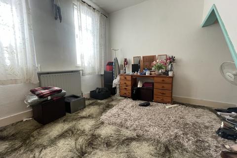 3 bedroom terraced house for sale, Myrtle Road, Hounslow, TW3