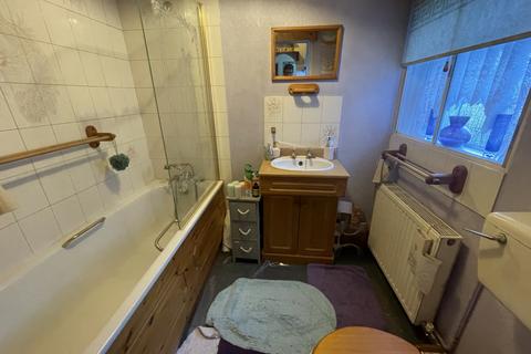 79 Myrtle Road, Hounslow, TW3 1QE