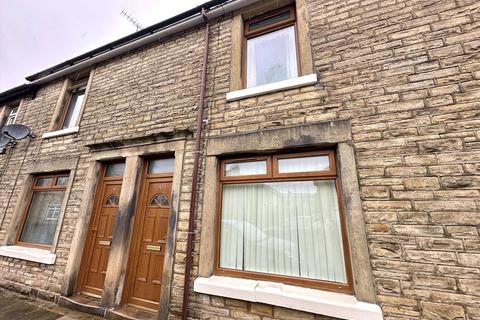 2 bedroom house to rent, Broadway, Lancaster LA1