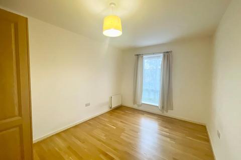 2 bedroom apartment to rent, Taywood Road, Northolt UB5