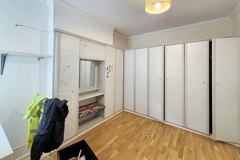 2 bedroom flat for sale, 1 Crown Terrace, Cricklewood Lane, Cricklewood, London, NW2 1EY