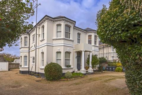 1 bedroom flat for sale, Tennyson Road, Worthing