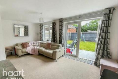 3 bedroom flat to rent, Inspiration Avenue, Colchester