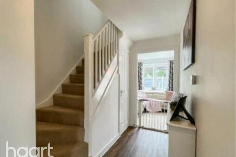 3 bedroom flat to rent, Inspiration Avenue, Colchester