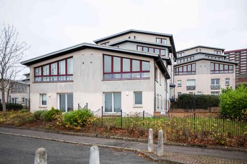 2 bedroom flat for sale, Windsor Crescent, Clydebank G81