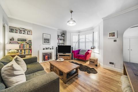 1 bedroom apartment to rent, Rockmount Road London SE19