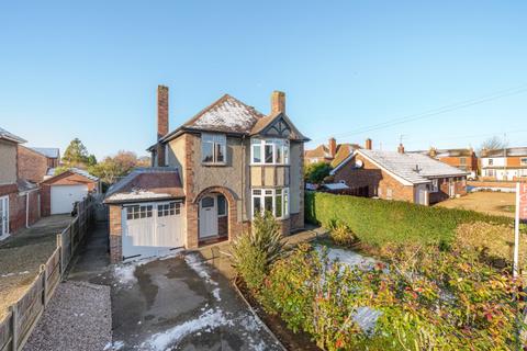 3 bedroom detached house for sale, St. Edmunds Road, Sleaford, Lincolnshire, NG34