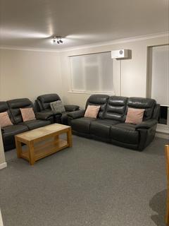 Ashford Court, Edgware HA8