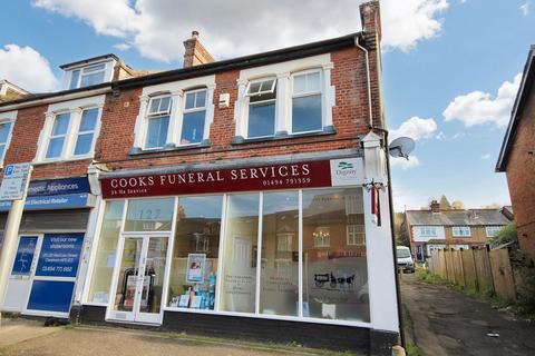 127b Broad Street, Chesham, HP5 3EF