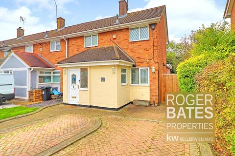 2 bedroom semi-detached house for sale, Barrington Gardens, Basildon, Essex SS14