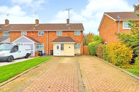 2 bedroom semi-detached house for sale, Barrington Gardens, Basildon, Essex SS14