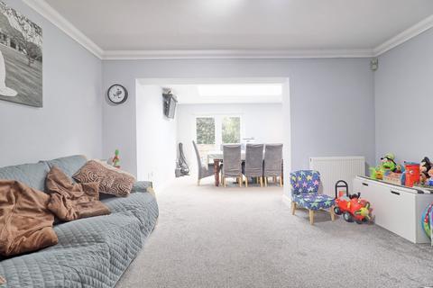 2 bedroom semi-detached house for sale, Barrington Gardens, Basildon, Essex SS14