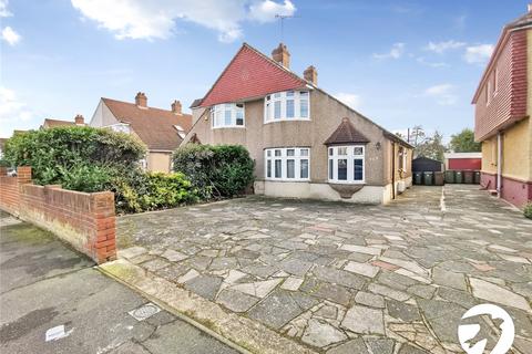 3 bedroom semi-detached house to rent, Bellegrove Road, Welling, DA16