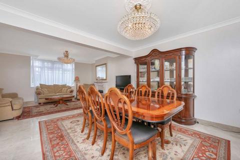 5 bedroom house for sale, The Crescent, London W3