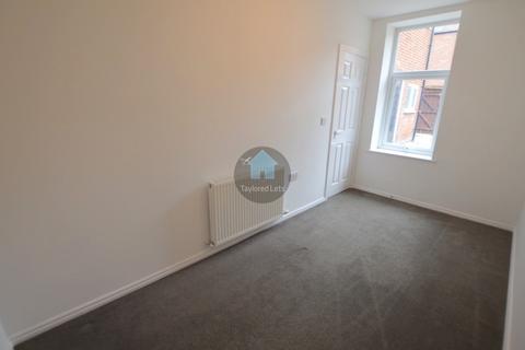 2 bedroom flat to rent, Norham Road, North Shields NE29