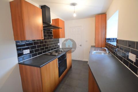 2 bedroom flat to rent, Norham Road, North Shields NE29