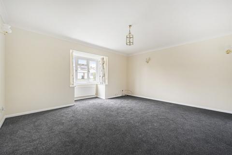 2 bedroom bungalow to rent, Earley, Reading, RG6