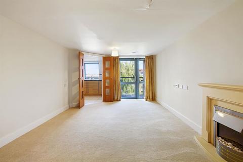 2 bedroom apartment for sale, Shotfield, Wallington