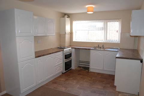 3 bedroom terraced house to rent, The Wye, Daventry, Northamptonshire, NN11 4PU