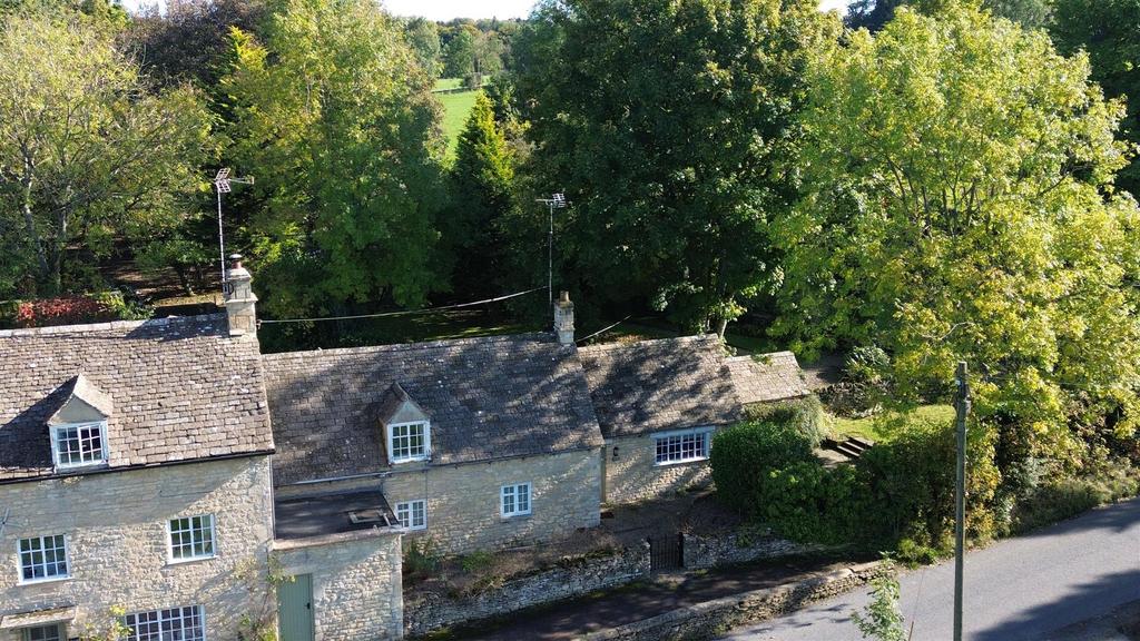 Thatched Cottage Aerial Shot.JPG