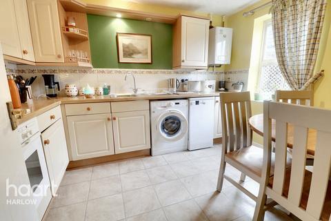 3 bedroom end of terrace house for sale, Doulton Close, Harlow