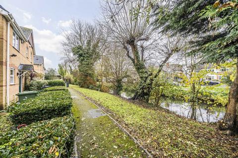 2 bedroom house for sale, Christabel Close, Isleworth TW7