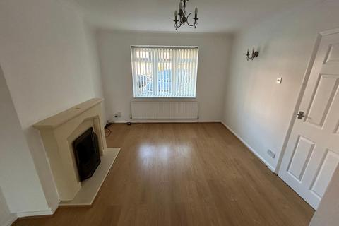 2 bedroom semi-detached house to rent, Wolverhampton WV11