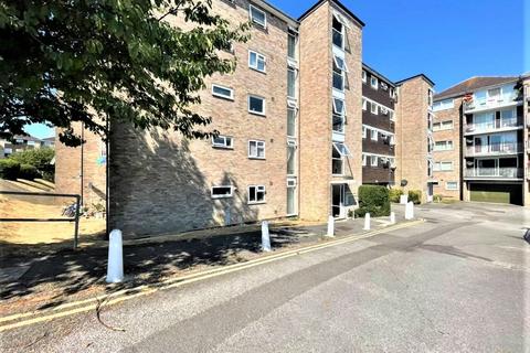 2 bedroom flat to rent, Gale Moor Avenue, Gosport PO12