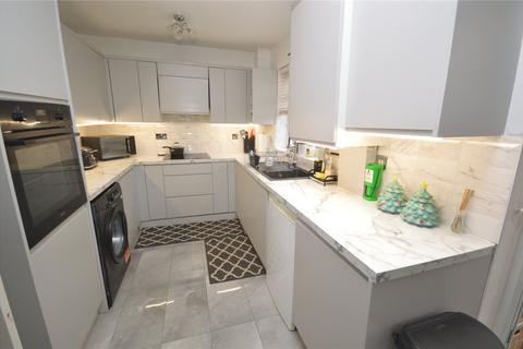 3 bedroom semi-detached house for sale, Kershaw Close, Luton, Bedfordshire, LU3