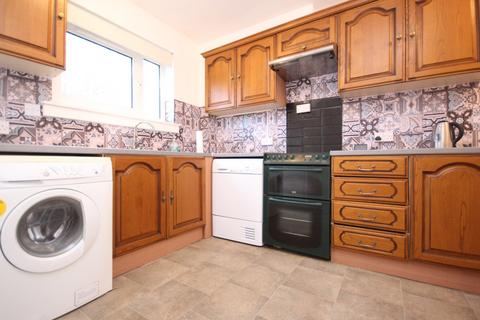 3 bedroom terraced house to rent, Wellcroft Road, Hamilton, ML3