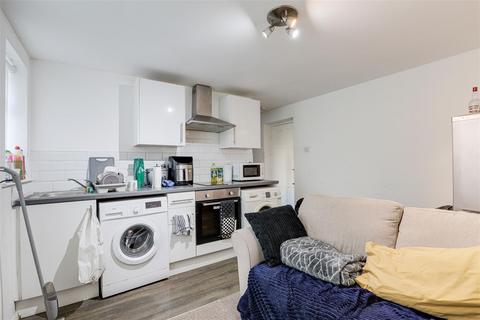 1 bedroom flat for sale, Petersham Mews, Lenton NG7