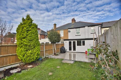 4 bedroom terraced house for sale, Park Avenue, Deal, CT14