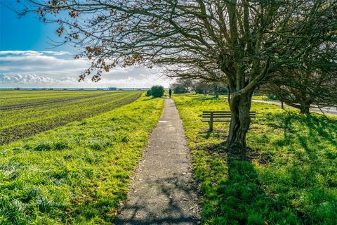 2 bedroom flat for sale, Sea Lane, Ferring, Worthing, West Sussex, BN12